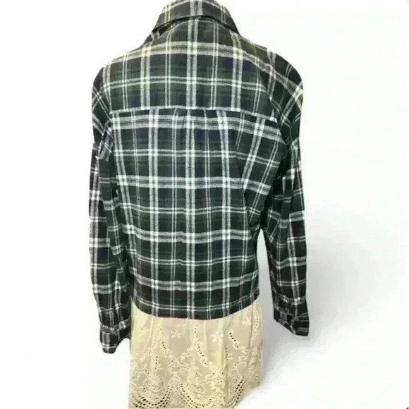 Altar'd State Women's Green Plaid Button-Up Shirt Lace Bottom Hem Size S - Picture 4 of 5